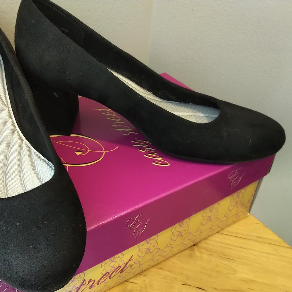 Easy Street Proper Pumps Sz 7 NEW 2" block heel BLACK SuperFlex sole SuperSuede - Picture 3 of 16